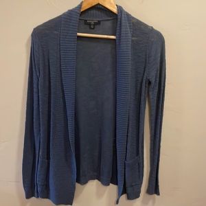 ⚜️3/$15 Banana Republic Factory Open Cardigan